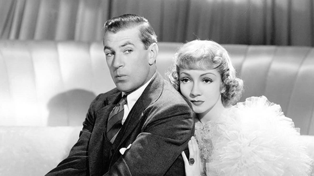 Michael Brandon (Gary Cooper, left) and Nicole De Loiselle (Claudette Colbert) are newleds at war in Ernst Lubitsch's 'Bluebeard's Eighth Wife'.